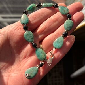 Vintage Turquoise-Tone Teardrop & Faceted Black Bead Bracelet 925 Sterling Clasp